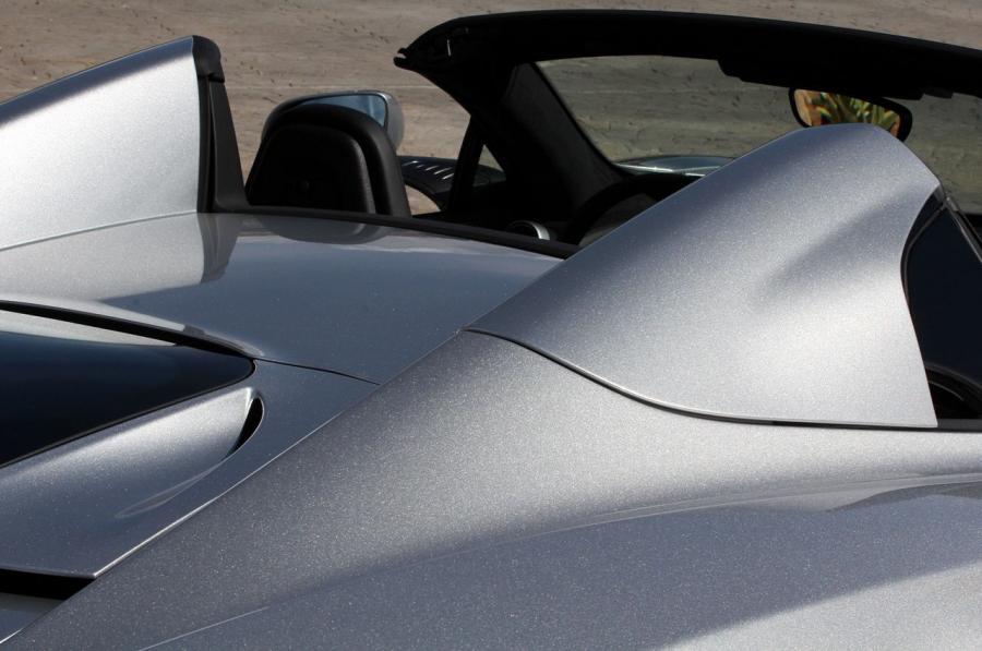  McLaren MP4-12C Spyder 2012 года  (фото 206 из 270)